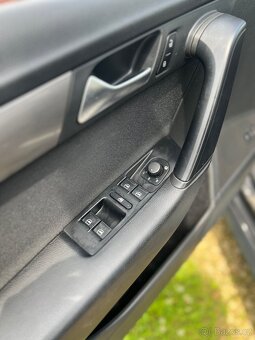 VW Passat B7 Variant - 16
