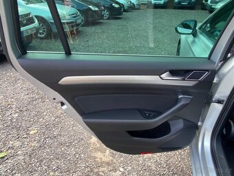 Volkswagen Passat Combi 2.0TDI 110kW automat tažné klima ACC - 16