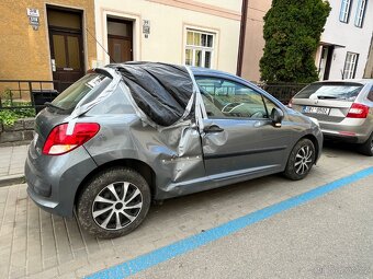 Peugeot 207 1,4 - 16