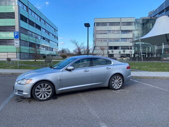 Jaguar XF 2.7 V6 152KW pohonX2 - 16