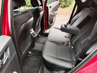 Hyundai Tucson 2.0 CRDi 100kW SUV 4x4GO lim. edice, r. 2018 - 16