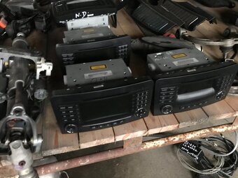 ML w164 Mercedes benz ml w 164 na díly / ml 164 // ml díly - 16