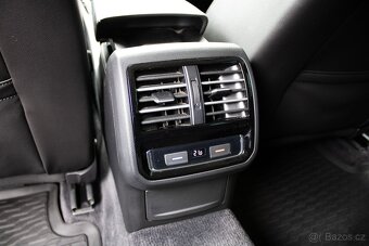 Volkswagen Passat 2.0 TDI 4Motion - 16