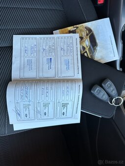 Ford Kuga II, 4x4, 2.0 TDCi 103 kW, 269.562 km, nová STK - 16
