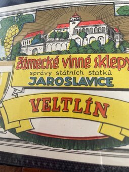 VINNÉ ETIKETY- cca 124 kusů - 16