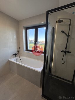 Pronájem novostavby rodinného domu 5+KK, 149 m², s pozemkem  - 16