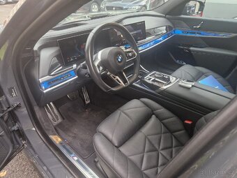 BMW 740D Xdrive 210kW/285PS Mild-Hybrid UVEDENÁ CENA BEZ DPH - 16