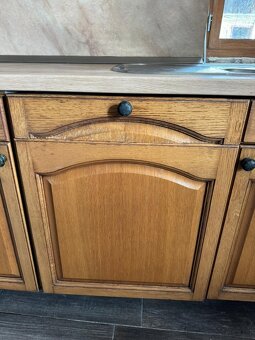 Krásná rustikální dubová linka se spotřebiči, 5447 - 16