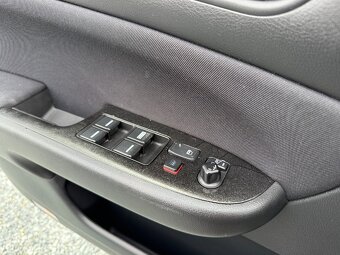 Honda Accord 2.4i -VTEC MANUÁL - 16