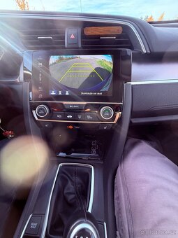 Honda Civic 1,5 I-VTEC134 kW 10G Elegance CZ 1.majitel 2xAl - 16