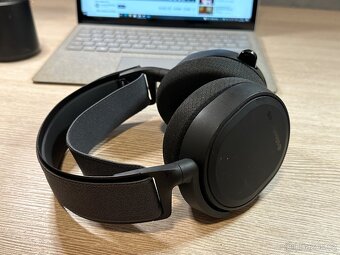 SteelSeries Arctis 7+ Wireless - 16