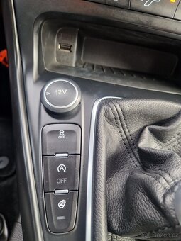 FORD FOCUS ST - 16