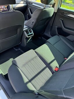 Škoda Superb 3 2.0 TDI 110kW DSG Navi Virtual ACC Matrix DAB - 16