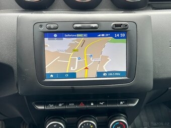 Dacia Duster 1.5DCI 4x4 NAVI KAMERA TAŽNÉ - 16