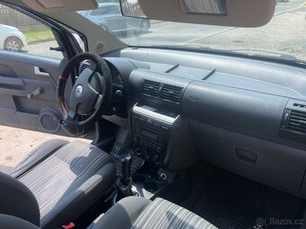 VW  Fox 1.2i, 40KW, Rok 2008. Najeto 160 tis km. Nová STK - 16