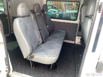 FORD TRANSIT 2,2 TDCi 74 kW 280 SWB KOMBI 6MÍST - 16