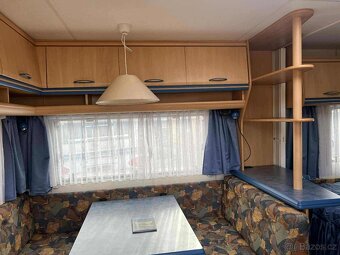 Hobby De Luxe 440 / 100 km/h/ Francouzská postel - 16