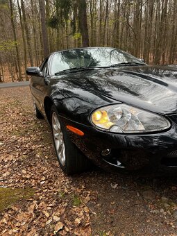 Jaguar XKR 4.0 V8 Supercharged - 16
