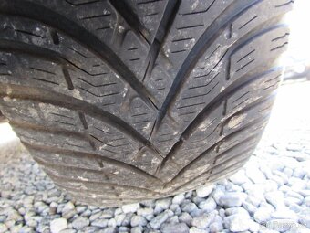 Škoda Fabia 1.2i 44kW, nová STK, Serviska - 16