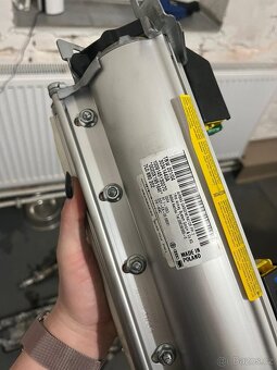 Díly interiéru Vw Touareg 7L - 16