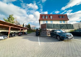 Prostorný byt 2+kk, 62 m² Dolní Počernice - 16