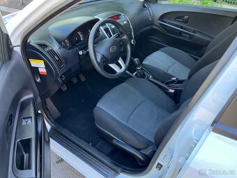 KIA Ceed 11/2010 facelift 1.4 16V CVVT 66kW - 16