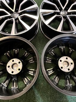 5x114,3 R18 Originál Alu Toyota Highlander 2021 + senzor - 16