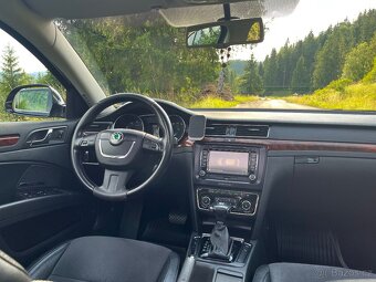 Škoda Superb 3.6 FSI V6 4x4 Elegance DSG Webasto - 16