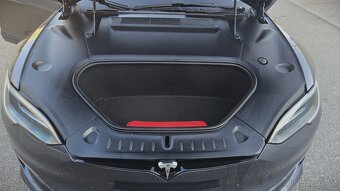 Tesla S, LR, 26 tis. km, tov. záruka, krémová kůže, yoke - 16