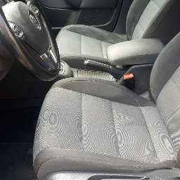 Volkswagen Golf 6 1.6tdi 77kw - 16