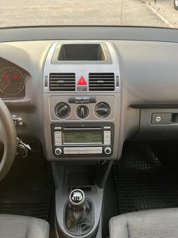 Volkswagen Touran 1.9 TDI 77kW = 7 miest, Bez korozie = - 16