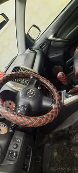 Toyota rav4  4x4 trojdverova - 16