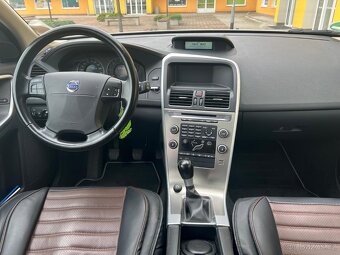 Volvo XC60 2,4d 150kW - 16