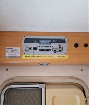 Půjčovna - Pronájem  Obytný automobil /Karavan - 16