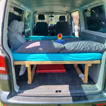 VW T5.1  4x4 long 8-míst - 16