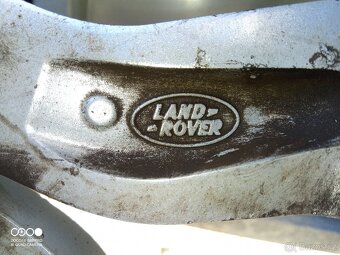 Kola Land Rover Discovery V - 16