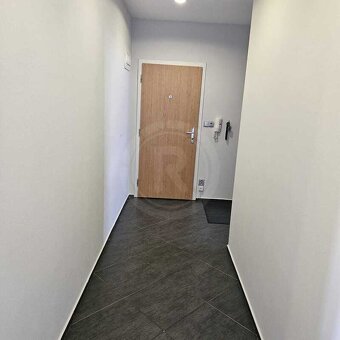 PRODEJ PROSTORNÉHO BYTU 4+KK, NA ZLATÉ STOCE, Č. BUDĚJOVICE - 16