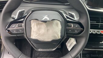 Peugeot 2008 - 16