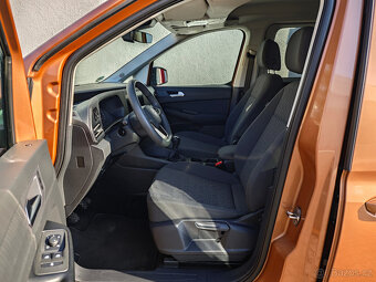 Volkswagen Caddy Maxi Life 2.0 TDi 7 míst - 16