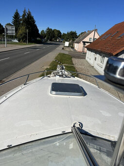 Yacht Motorboat Speed ​​​​Scand 8600 Dynamický hausbót Rybař - 16