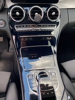 Mercedes-Benz C220d W205 143KW Full LED světla - 16
