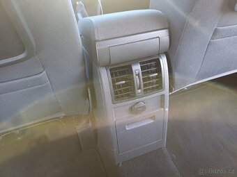 Volkswagen Touran 2,0 TDi 103KW 2010 - VELKÁ SLEVA - 16