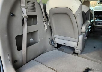 Kia Carnival 2.2-9míst-DPH-nový model - 16