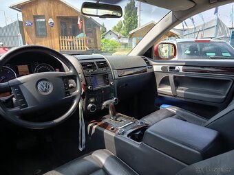 VOLKSWAGEN Touareg 2,5TDI Comfortline  ČR 1 majitel - 16