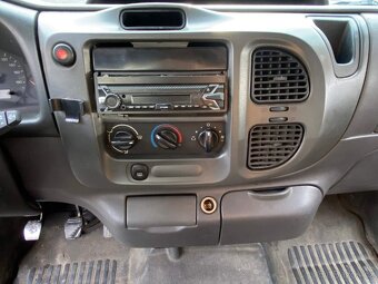 Ford Transit 280S 9 míst 2.0TDCi 74kW tažné nové ČR - 16