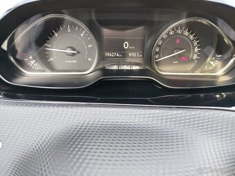 Peugeot 2008, 1,6 ALLURE Blue HDI .r.v.11/2015.196 240Km - 16
