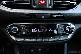 Hyundai i30 1.5 T-GDi mHEV iMT Family - 16