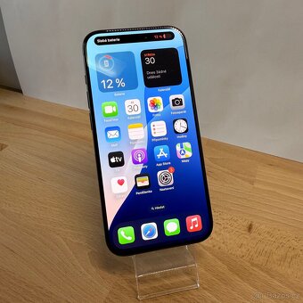 iPhone 15 Pro 128GB, modrý, eSIM (12 měsíců záruka) - 16