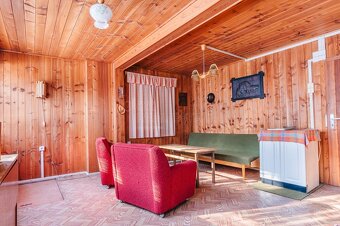 Prodej třípodlažní chalupy, 115 m², s pozemkem 10076 m2, Ker - 16