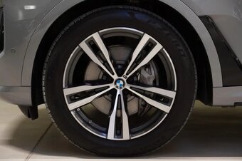 BMW X7, 40i,M-paket,ČR,DPH,HUD, - 16